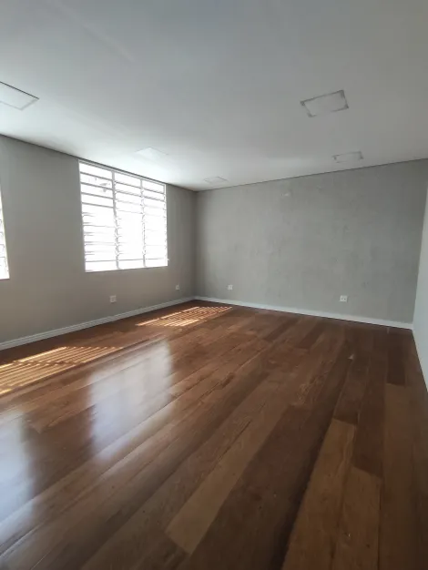 Alugar Comercial / Sala em Ribeirão Preto. apenas R$ 1.800,00