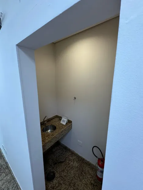 imagem 5 - Loja Comercial Com Vitrine, Estacionamento Para Clientes, 60 m², Jardim São Luiz imagem 5 - Loja Comercial Com Vitrine, Estacionamento Para Clientes, 60 m², Jardim São Luiz