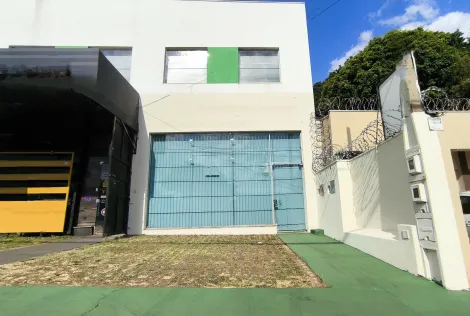 imagem 1 - Salão/ Loja com 72m² em vão livre e pé direito alto, fachada com vitrine em blindex, espaço para copa com pia, na avenida Meira Junior; imagem 1 - Salão/ Loja com 72m² em vão livre e pé direito alto, fachada com vitrine em blindex, espaço para copa com pia, na avenida Meira Junior;