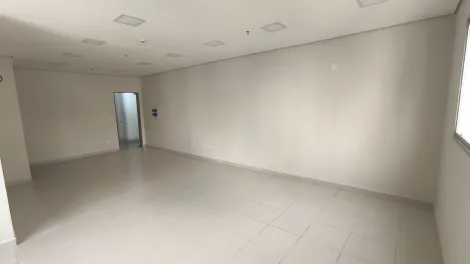imagem 3 - Sala Comercial com 53m² em vão livre face frente e com 2 banheiros privativos, no Centro Empresarial Jardim Botânico e ao lado do parque Raya; imagem 3 - Sala Comercial com 53m² em vão livre face frente e com 2 banheiros privativos, no Centro Empresarial Jardim Botânico e ao lado do parque Raya;