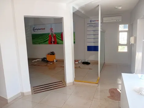 imagem 2 - Imóvel Comercial, 13 Salas, 435 m², 04 Vagas Estacionamento Frontal, Centro imagem 2 - Imóvel Comercial, 13 Salas, 435 m², 04 Vagas Estacionamento Frontal, Centro