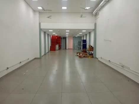 imagem 3 - Loja, Vão Livre, Mezanino, 226 m², Centro imagem 3 - Loja, Vão Livre, Mezanino, 226 m², Centro