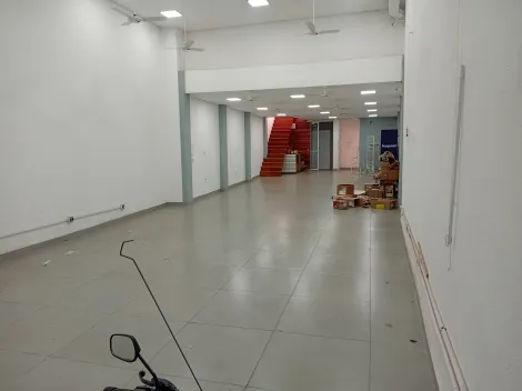 imagem 4 - Loja, Vão Livre, Mezanino, 226 m², Centro imagem 4 - Loja, Vão Livre, Mezanino, 226 m², Centro
