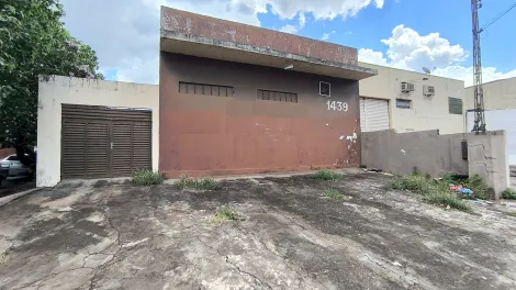 imagem 3 - Salão Comercial de esquina com 210m² de área total construída, em um terreno de 274m², de frente para avenida Luiz Galvão Cesar, com 2 salões sendo um com laje e revestimento nas paredes, um com forro, ambos com piso em cerâmica esmaltada imagem 3 - Salão Comercial de esquina com 210m² de área total construída, em um terreno de 274m², de frente para avenida Luiz Galvão Cesar, com 2 salões sendo um com laje e revestimento nas paredes, um com forro, ambos com piso em cerâmica esmaltada