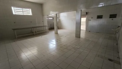 imagem 5 - Salão Comercial de esquina com 210m² de área total construída, em um terreno de 274m², de frente para avenida Luiz Galvão Cesar, com 2 salões sendo um com laje e revestimento nas paredes, um com forro, ambos com piso em cerâmica esmaltada imagem 5 - Salão Comercial de esquina com 210m² de área total construída, em um terreno de 274m², de frente para avenida Luiz Galvão Cesar, com 2 salões sendo um com laje e revestimento nas paredes, um com forro, ambos com piso em cerâmica esmaltada