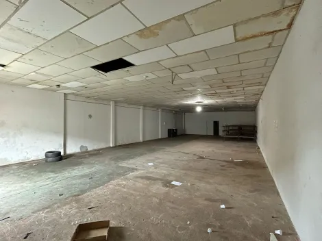 imagem 3 - Salão Comercial com 343m² de área construída no Bairro Centro ! imagem 3 - Salão Comercial com 343m² de área construída no Bairro Centro !