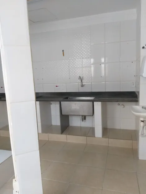 imagem 3 - Loja comercial com 106,93 mais estacionamento para locação no Centro imagem 3 - Loja comercial com 106,93 mais estacionamento para locação no Centro