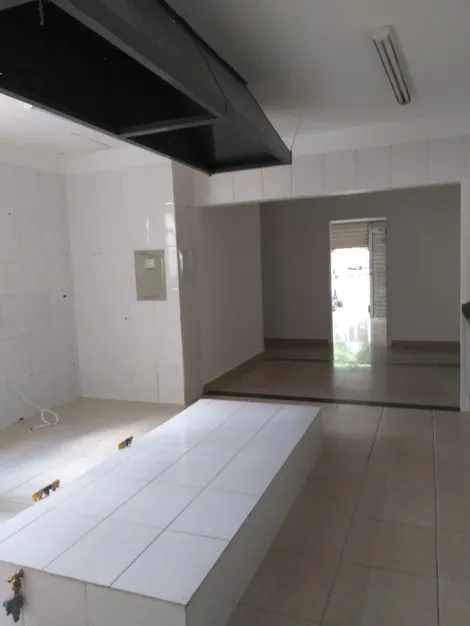 imagem 4 - Loja comercial com 106,93 mais estacionamento para locação no Centro imagem 4 - Loja comercial com 106,93 mais estacionamento para locação no Centro