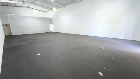 imagem 5 - Salão Comercial com 203m² em vão livre, pé direito alto e portão basculante eletrônico, no bairro Vila Albertina, atrás do Atacadão supermercado atacadista da Via Norte e Unidade de Vigilância Zoonoses; imagem 5 - Salão Comercial com 203m² em vão livre, pé direito alto e portão basculante eletrônico, no bairro Vila Albertina, atrás do Atacadão supermercado atacadista da Via Norte e Unidade de Vigilância Zoonoses;