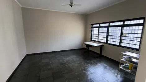imagem 5 - Casa Comercial Térrea 173m² com 3 quartos sendo 1 suíte e com armários, na Rua Camilo De Mattos; imagem 5 - Casa Comercial Térrea 173m² com 3 quartos sendo 1 suíte e com armários, na Rua Camilo De Mattos;
