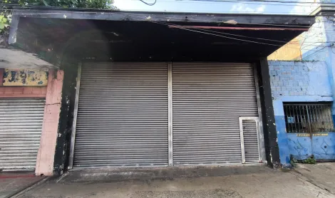 imagem 2 - Salão Comercial 350m² sendo área principal em vão livre com pé direito alto, podendo usar o recuo para estacionamento de clientes, porta de aço modelo comercial de enrolar e com automação + sótão para armazenamento e depósito, no Centro; imagem 2 - Salão Comercial 350m² sendo área principal em vão livre com pé direito alto, podendo usar o recuo para estacionamento de clientes, porta de aço modelo comercial de enrolar e com automação + sótão para armazenamento e depósito, no Centro;