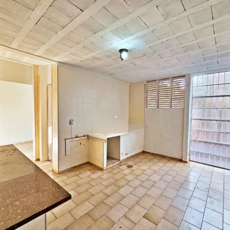 imagem 4 - Casa Comercial Para Locação, 06 Quartos Sendo 01 Suíte, 420 m² de Área Construída imagem 4 - Casa Comercial Para Locação, 06 Quartos Sendo 01 Suíte, 420 m² de Área Construída