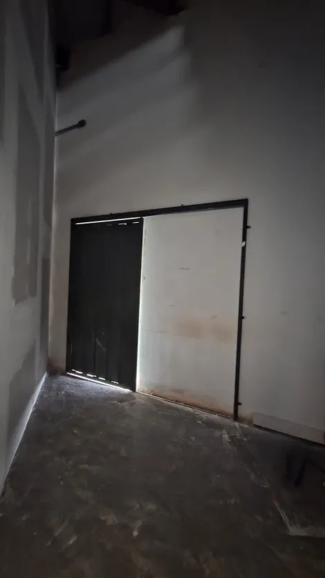 imagem 3 - Salão Mezanino Logístico 200m² + escritório, em condomínio no Distrito Industrial de Cravinhos SP, localização estratégica e privilegiada do KM 295 da rodovia Anhanguera e com estrutura moderna e multiuso; imagem 3 - Salão Mezanino Logístico 200m² + escritório, em condomínio no Distrito Industrial de Cravinhos SP, localização estratégica e privilegiada do KM 295 da rodovia Anhanguera e com estrutura moderna e multiuso;