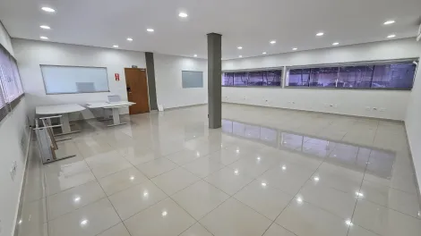 imagem 3 - Sala Comercial 100m² e com ares condicionados, em condomínio no Distrito Industrial de Cravinhos SP, localização estratégica e privilegiada do KM 295 da rodovia Anhanguera e com estrutura moderna e multiuso; imagem 3 - Sala Comercial 100m² e com ares condicionados, em condomínio no Distrito Industrial de Cravinhos SP, localização estratégica e privilegiada do KM 295 da rodovia Anhanguera e com estrutura moderna e multiuso;