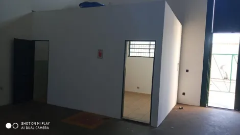 imagem 2 - Salão Comercial para alugar com  300 m² no Bairro Quintino Facci I! imagem 2 - Salão Comercial para alugar com  300 m² no Bairro Quintino Facci I!