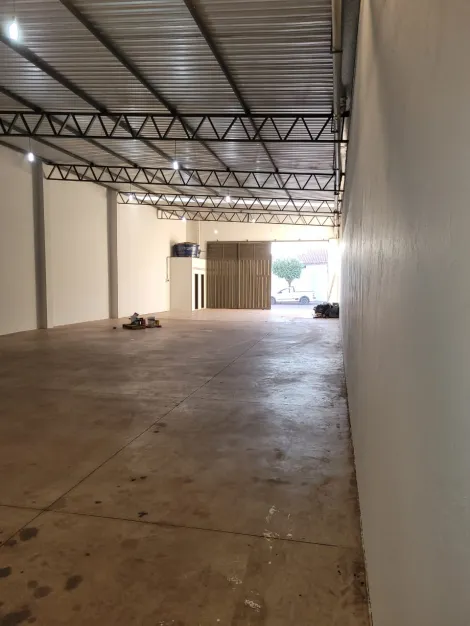 imagem 1 - Salão Amplo para Locação de 131m² de área construída no Bairro Jóquei Clube! imagem 1 - Salão Amplo para Locação de 131m² de área construída no Bairro Jóquei Clube!
