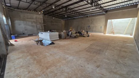 imagem 5 - Salão/ Loja Comercial 320m² em vão livre, piso elevado e forro em gesso, fachada com vitrine, ao lado das avenidas Independência e  João Fiusa; imagem 5 - Salão/ Loja Comercial 320m² em vão livre, piso elevado e forro em gesso, fachada com vitrine, ao lado das avenidas Independência e  João Fiusa;