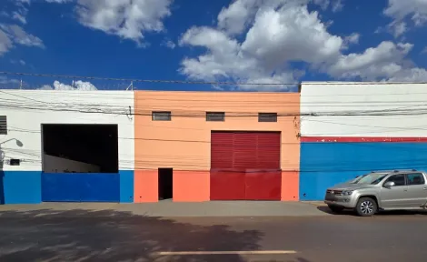 imagem 1 - Salão Comercial 330m² em vão livre, pé direito de 7 metros, piso em concreto reforçado, porta de entrada 5x5m e cobertura com estrutura metálica com telha de aço galvanizado, na avenida Costa e Silva e com saída para rodovia Anhanguera; imagem 1 - Salão Comercial 330m² em vão livre, pé direito de 7 metros, piso em concreto reforçado, porta de entrada 5x5m e cobertura com estrutura metálica com telha de aço galvanizado, na avenida Costa e Silva e com saída para rodovia Anhanguera;
